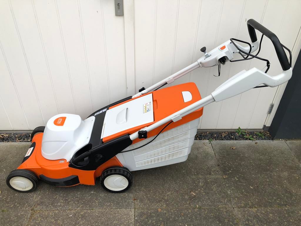 Stihl RME 545 V Electrische grasmaaier, Cirkelmaaier, Gebruikt, Elektrische grasmaaier, Ophalen of Verzenden