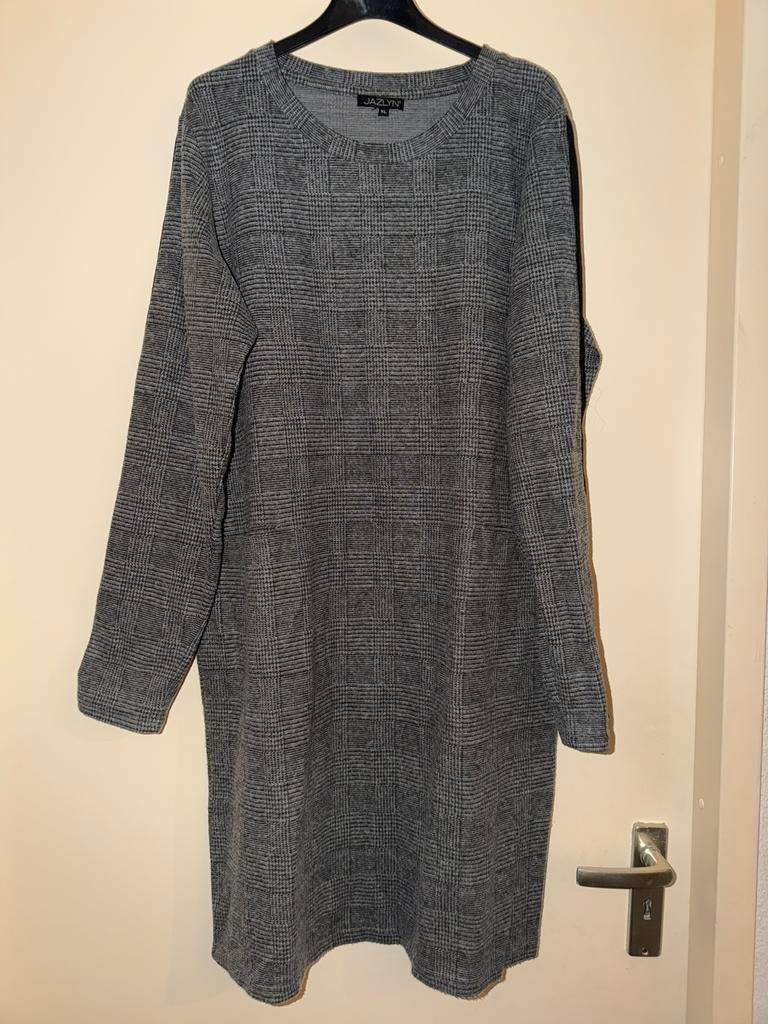 Dames grijze winterjurk van Jazlyn, Kleding | Dames, Maat 46/48 (XL) of groter, Ophalen of Verzenden, Zo goed als nieuw, Grijs