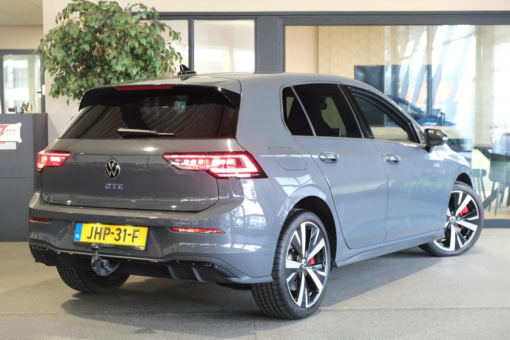Volkswagen Golf 8.5 1.5 eHybrid GTE 272PK IQ Cam HuD Mistlam, Auto's, Volkswagen, 4 cilinders, Grijs, 1700 kg, Zilver of Grijs