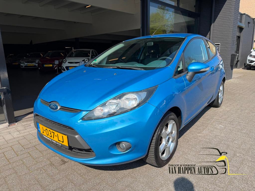 Ford Fiesta 1.25 Trend / 69517 KM, Auto's, Ford, Voorwielaandrijving, Euro 5, 4 cilinders, Metallic lak