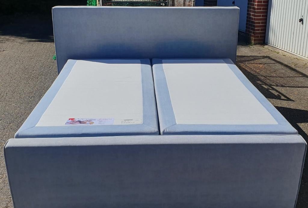 Norma 1884 elektrische boxspring bed van180x200 cm + topper, Ophalen, Blauw, Tweepersoons, Zo goed als nieuw