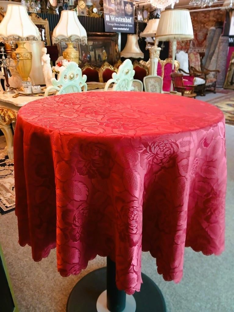 Italiaans tafelkleed klassiek - zijde viscose satijn - rood, Verzenden, Zo goed als nieuw, Rond, Binnen