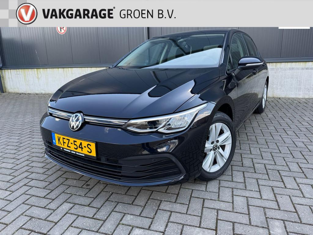Volkswagen Golf 1.0 TSI Life Business / clima / adapt. cruis, Voorwielaandrijving, Stof, Gebruikt, Zwart