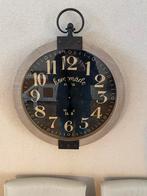 Diverse meubels, lamp en sierklok, Huis en Inrichting, Woonaccessoires | Wanddecoraties, Ophalen of Verzenden