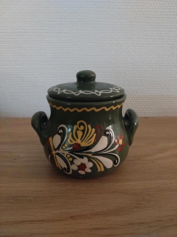 Groene aardewerk klein pot met deksel, Antiek en Kunst, Antiek | Keramiek en Aardewerk, Ophalen of Verzenden
