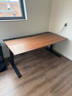 MITTZON zit/sta bureau, Ophalen, 160 cm, 68 cm, Zo goed als nieuw