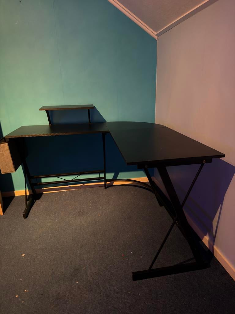 Hoekbureau gaming zwart met monitorstandaard, Ophalen, Zwart, Gebruikt, Metaal