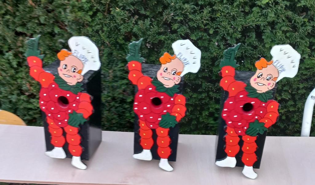 Unieke vogelhuisjes, Ophalen