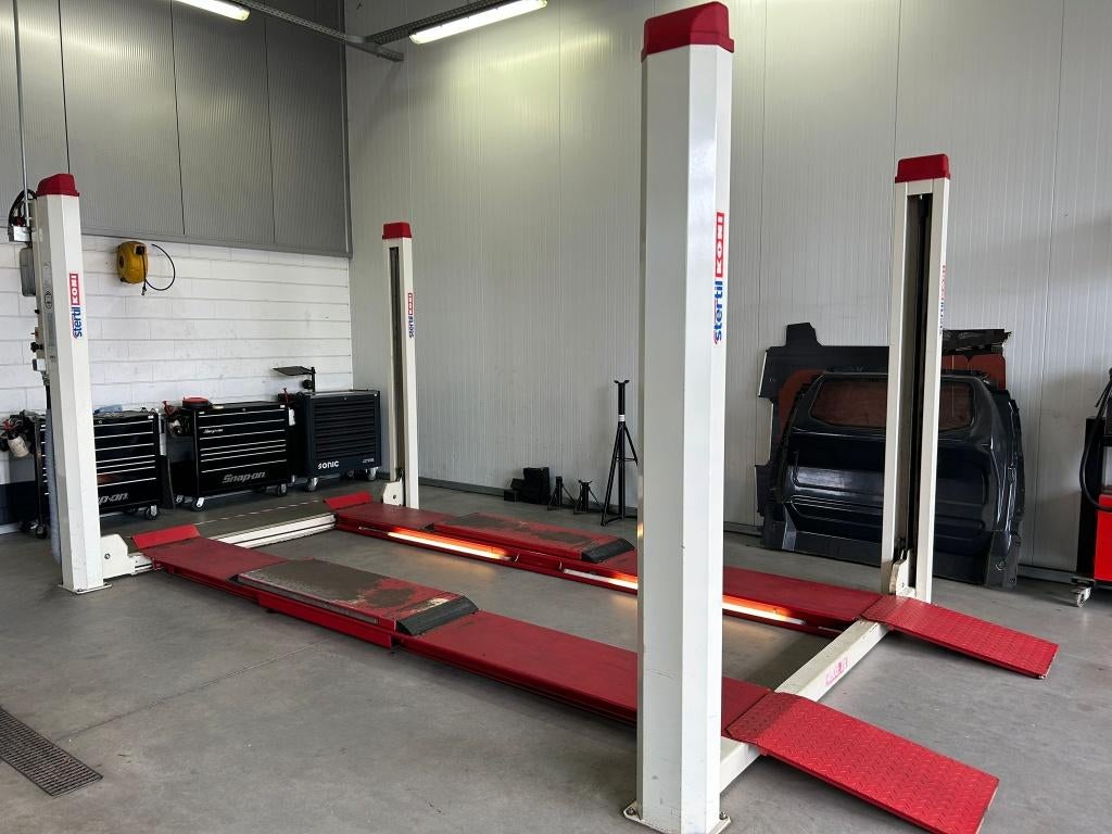 Stertil Koni 4-Koloms hefbrug 4000Kg ST-4040-F, Auto diversen, Autogereedschap, Ophalen, Gebruikt