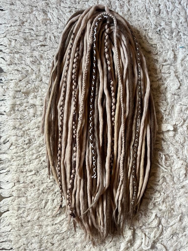 Splinternieuwe blond/bruine wol dread set nu voor 165€, Sieraden, Tassen en Uiterlijk, Uiterlijk | Haarverzorging, Ophalen of Verzenden