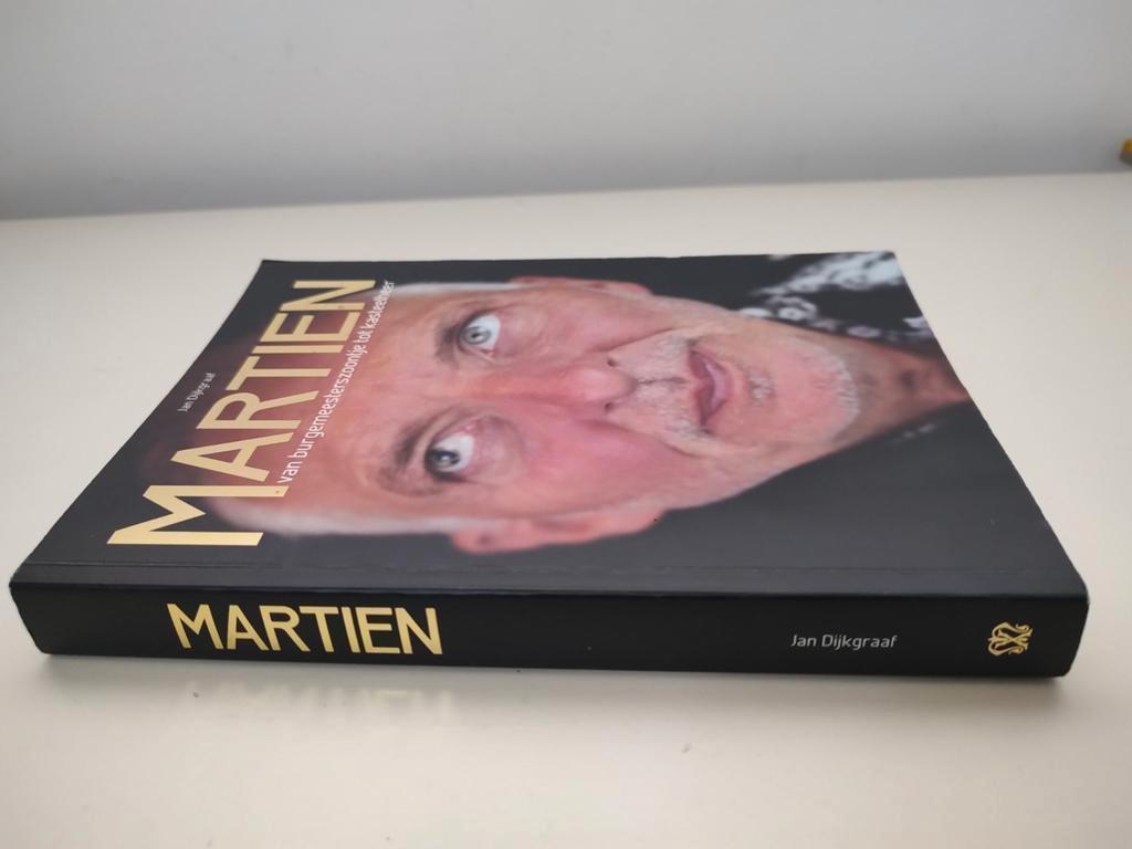 MARTIEN Meiland - Jan Dijkgraaf ISBN 9789083096643, Boeken, Ophalen of Verzenden, Zo goed als nieuw, Jan Dijkgraaf