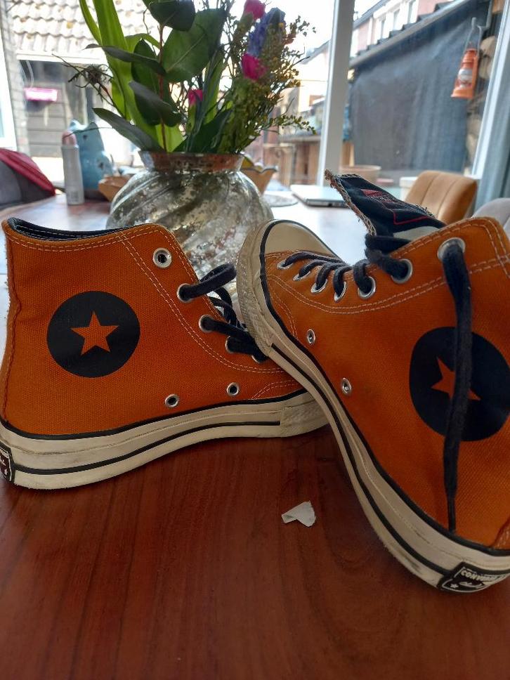 Chuck Taylor Converse mt 38, Kleding | Dames, Schoenen, Zo goed als nieuw, Sneakers of Gympen, Oranje, Ophalen of Verzenden