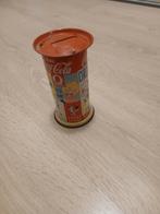 Coca cola spaarpot., Verzamelen, Spaarpotten, Ophalen of Verzenden, Metaal of Blik, Overige thema's