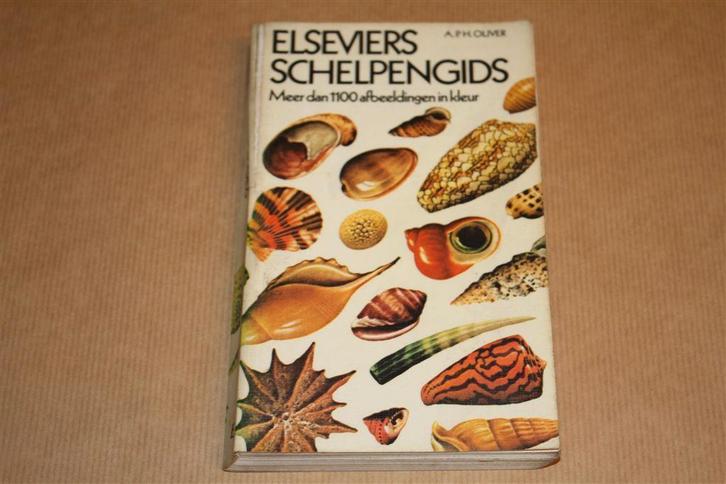 Boek. Elseviers schelpengids., Verzamelen, Mineralen en Fossielen, Fossiel, Ophalen of Verzenden