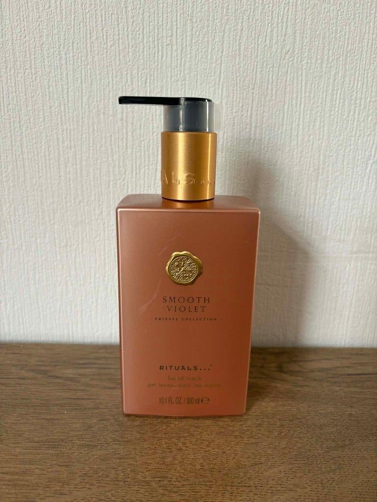 Rituals Smooth Violet Handzeep 300 ml, Sieraden, Tassen en Uiterlijk, Ophalen of Verzenden, Nieuw, Overige typen