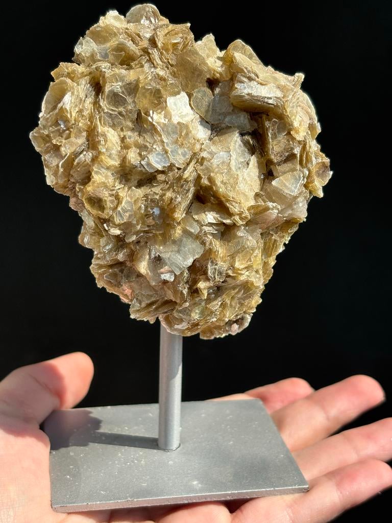 Gouden mica op standaard, Sieraden, Tassen en Uiterlijk, Edelstenen, Ophalen of Verzenden, Zo goed als nieuw