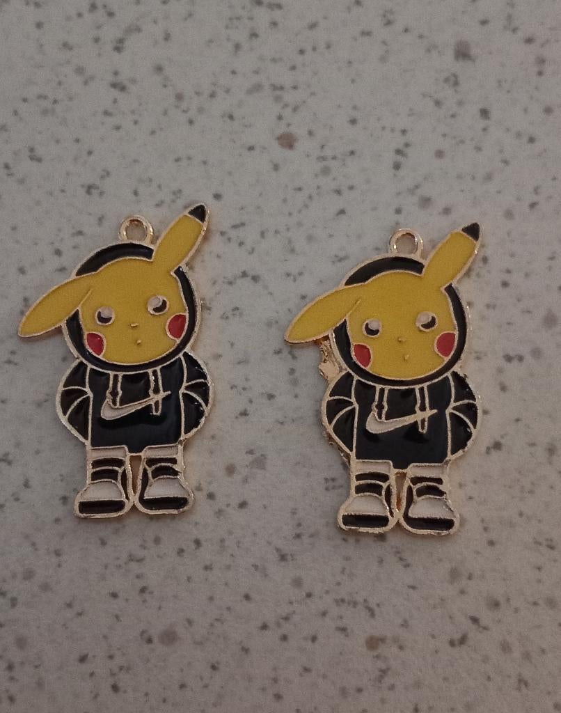 Pikachu zwart nike pakje metalen bedels, Ophalen of Verzenden, Nieuw, Bedel