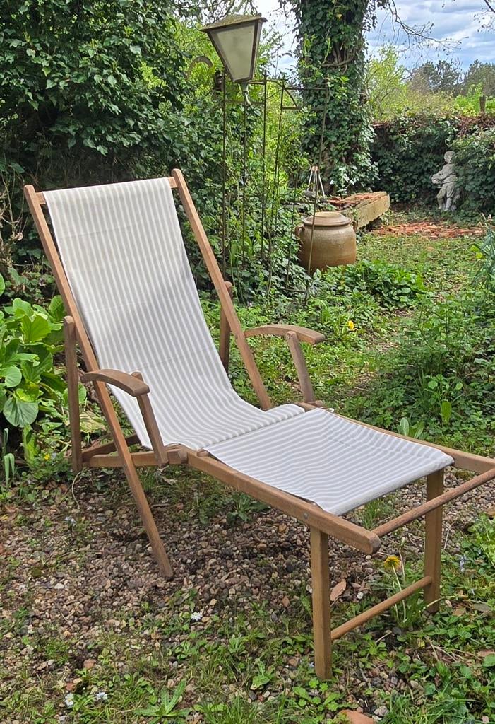 Vintage authentieke Franse strandstoel met voetenbankje, Antiek en Kunst, Curiosa en Brocante, Ophalen of Verzenden