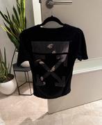 Off-White Caravaggio Arrow Black Tee, Ophalen of Verzenden, Zo goed als nieuw, Maat 48/50 (M), Zwart