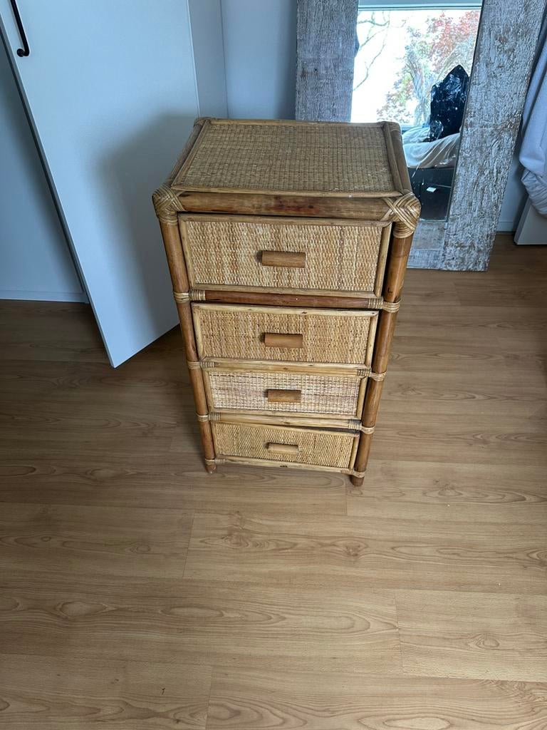 Vintage rieten kastje met 4 lades, Huis en Inrichting, Overige materialen, Minder dan 50 cm, Vintage, Ophalen of Verzenden