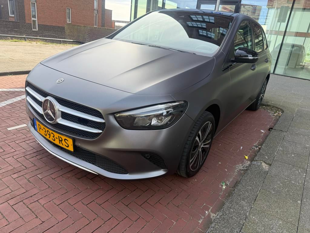 Mercedes-Benz B-Klasse B200 2022 Grijs, Auto's, Mercedes-Benz, Origineel Nederlands, Stationwagon, Diesel, Particulier