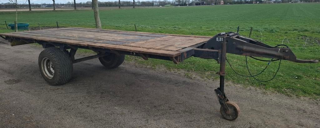 Platte wagen,  buizenwagen, balenwagen, optocht wagen, Ophalen, Transport