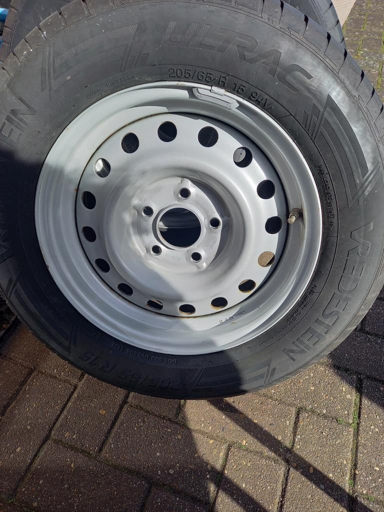 Wiel met band caravan (reserve)., Ophalen, Gebruikt