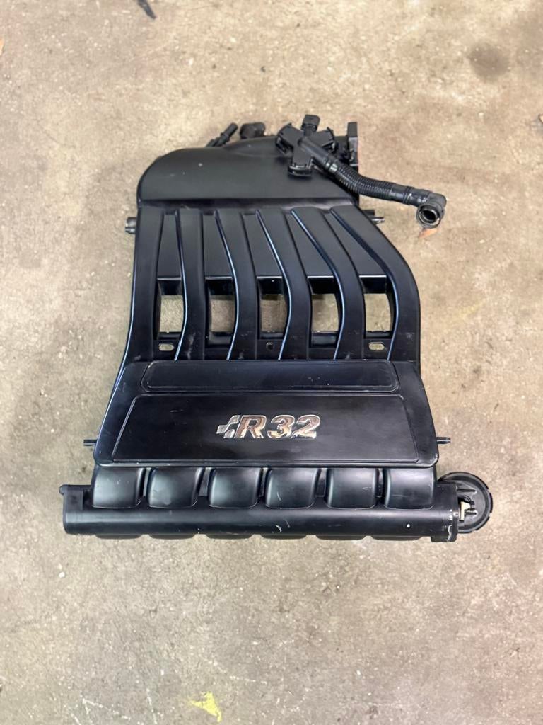 VW Golf R32 Inlaatspruitstuk - Origineel Onderdeel, Auto-onderdelen, Ophalen of Verzenden, Gebruikt, Volkswagen