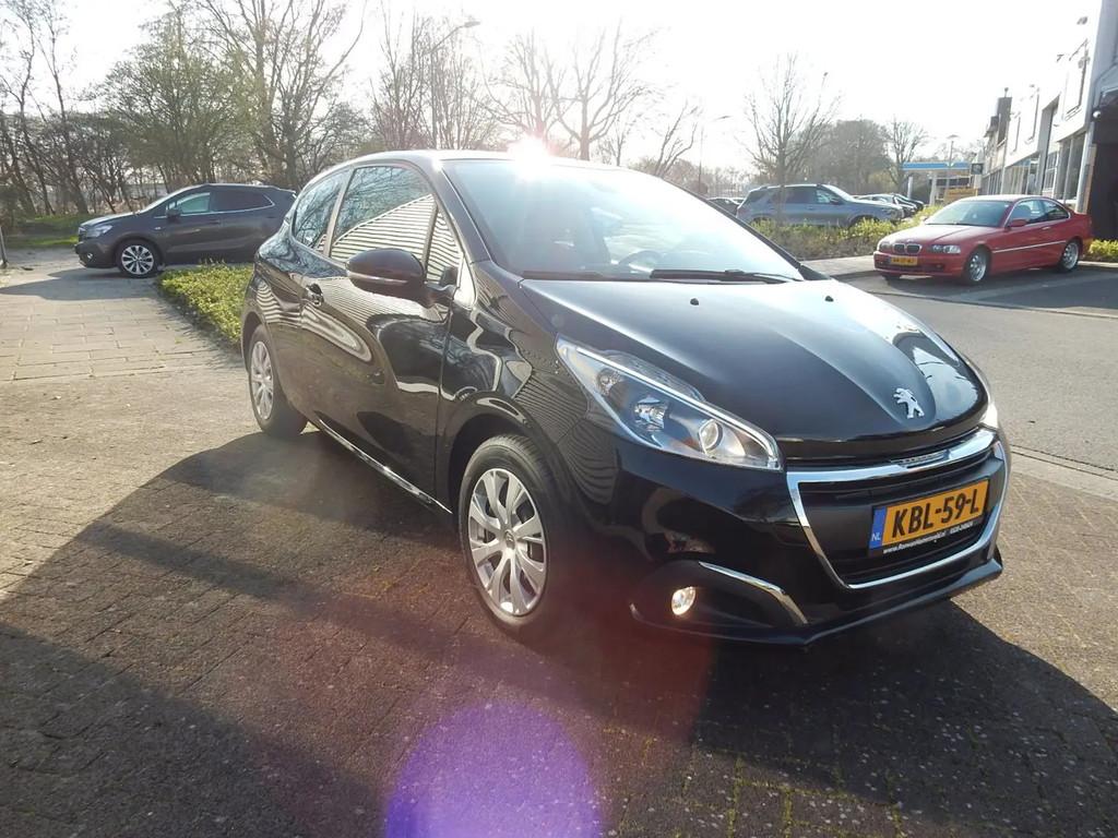 Peugeot 208 1.2 VTi URBAN SOUL*CR CONTR*STL VER € 6.950,00, Auto's, Peugeot, Stof, Gebruikt, 1199 cc, 82 pk