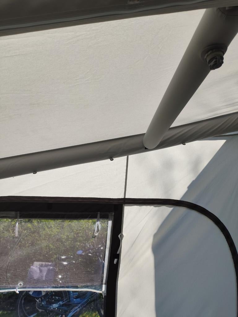 Dorema Opblaasbare  voortent zo goed als nieuw, Caravans en Kamperen, Ophalen