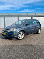Opel Zafira 2.2 2008 / 7 PERSOONS / TREKHAAK / NETJES!!, Auto's, Opel, Voorwielaandrijving, Euro 5, Stof, 4 cilinders