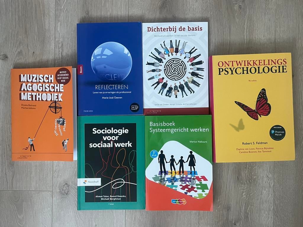 Boeken Social Work jaar 1 HBO, Ophalen of Verzenden, Gamma, Zo goed als nieuw, HBO