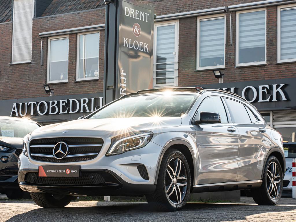 Mercedes-Benz GLA 180 Ambition AMG ORG NL PANO LED NIGHT PAK, Gebruikt, Euro 6, 4 cilinders, 715 kg