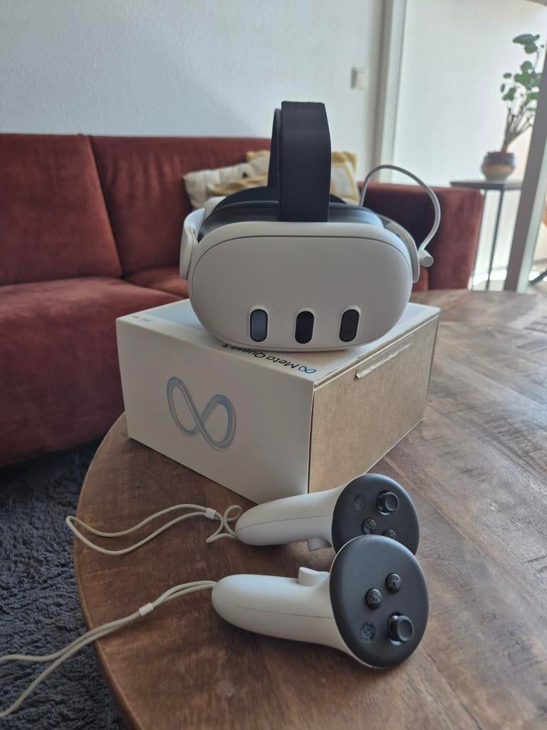 Meta Quest 3 + elite strap., Spelcomputers en Games, Ophalen of Verzenden, Zo goed als nieuw