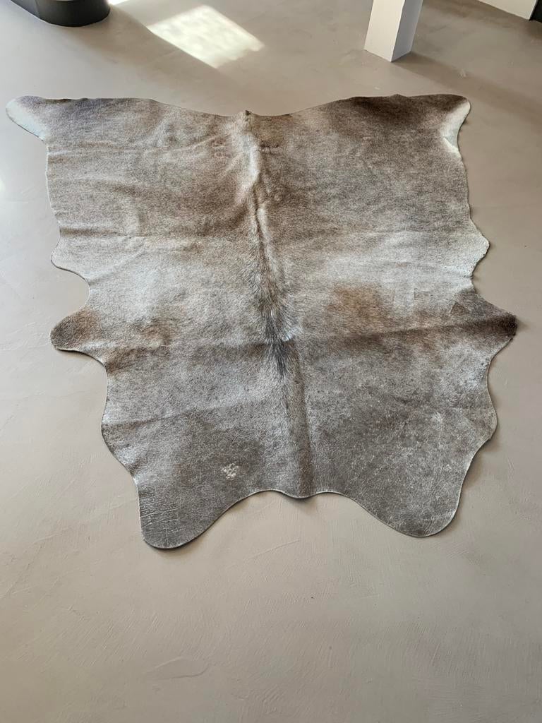 Orgineel leren koeienhuid kleed, Ophalen of Verzenden, Zo goed als nieuw, Overige kleuren, 150 tot 200 cm