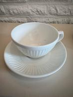 4 porseleinen kopjes met schotels – Bone China, Ophalen of Verzenden