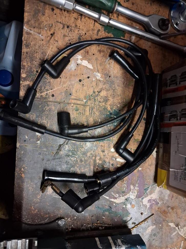 Bougiekabels Jeep Wrangler 4.2 - Gewone Ontsteking, Auto-onderdelen, Elektronica en Kabels, Jeep, Gebruikt, Ophalen of Verzenden