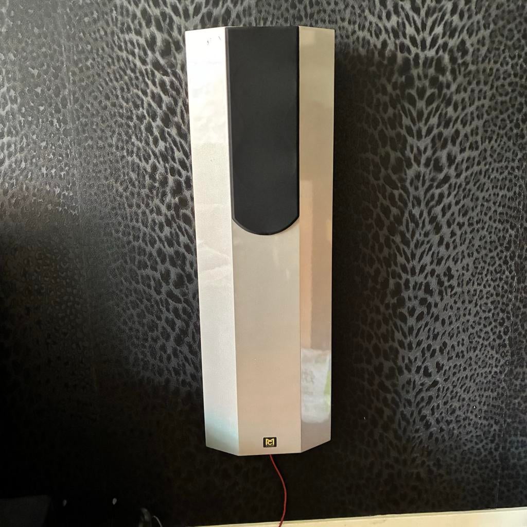 MC Systems Surround Sound Speakers - Set van 2, Overige merken, Ophalen of Verzenden, Zo goed als nieuw, Minder dan 60 watt