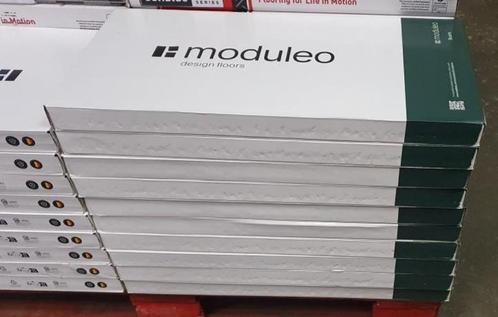 39 m2 Plak PVC Moduleo Roots 40 Tegel CANTERA 46990M, Huis en Inrichting, Stoffering | Vloerbedekking, Nieuw, Laminaat, 25 tot 50 m²