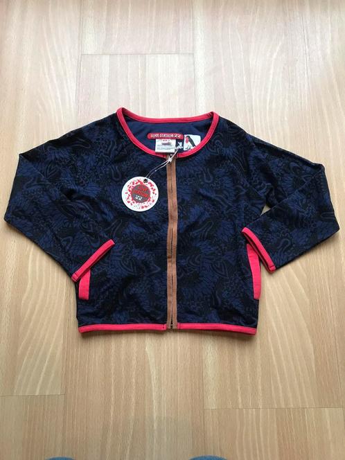 Vest lovestation 22 nieuw met kaartje maat 104 meisje, Kinderen en Baby's, Kinderkleding | Maat 104, Nieuw, Meisje, Trui of Vest