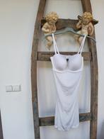 Esprit onderjurk wit en huidskleur 85D spiksplinternieuw !!!, Ophalen of Verzenden, Wit, BH