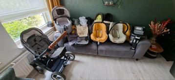 Mutsy Combiwagen + 2x Maxi-Cosi Pebble + 4 Basissen beschikbaar voor biedingen