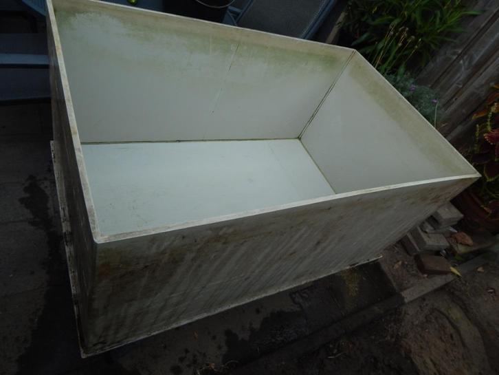 Grote kunststof bak voor bv  terrasvijver of plantenbak, Tuin en Terras, Vijvers, Gebruikt, Ophalen