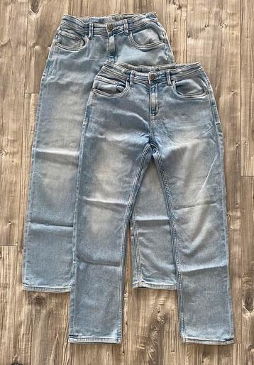 Nieuwstaat! 2x jeans straight loose, 164 beschikbaar voor biedingen