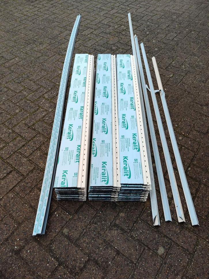 Keralit Crème 30(1,36)korte panelen Ral 9001+ profielen, Doe-het-zelf en Verbouw, Platen en Panelen, Nieuw, Ophalen of Verzenden