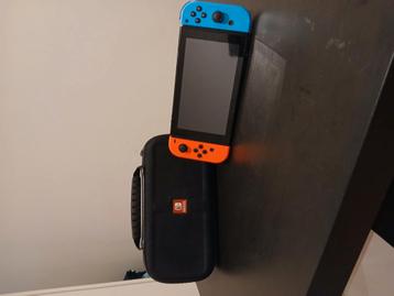 Nintendo Switch met opberghoes beschikbaar voor biedingen