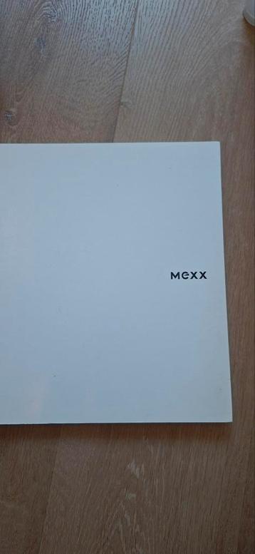MEXX Boeken Collectie - Nieuwstaat beschikbaar voor biedingen