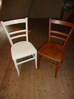 2 Houten keukenstoelen, Antiek en Kunst, Ophalen