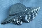 Dame met hoed  -   vintage broche, Overige materialen, 4 tot 7 cm, Verzenden, Zo goed als nieuw