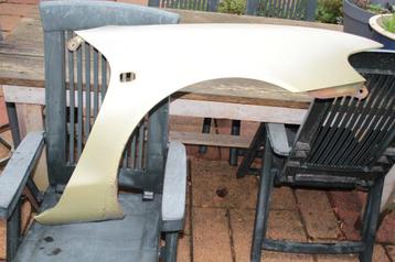 Toyota Sera voorschermen L+R beschikbaar voor biedingen